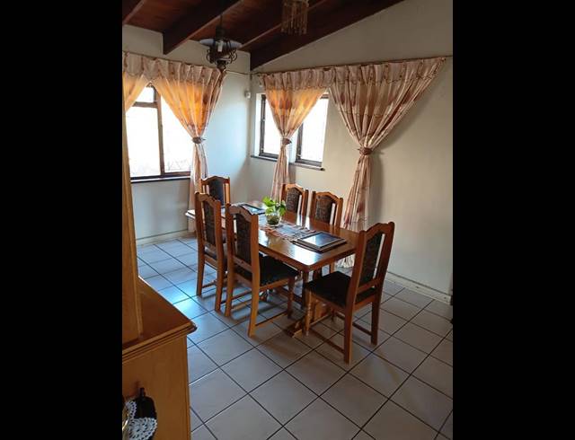 3 BEDROOM HOUSE FOR SALE IN MONTCLAIR